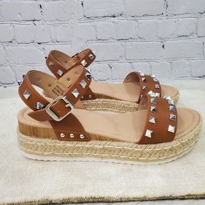cushionaire melissa sandals